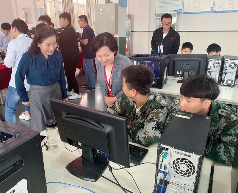 微信图片_20190924113504_副本.jpg