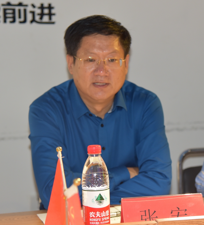 张主委1_副本.jpg