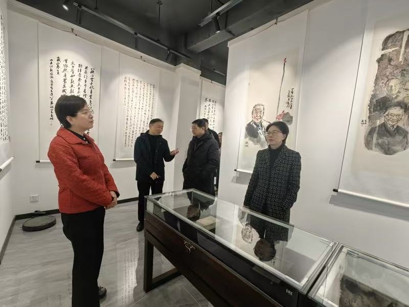 1764297580652024576.jpg 003.jpg